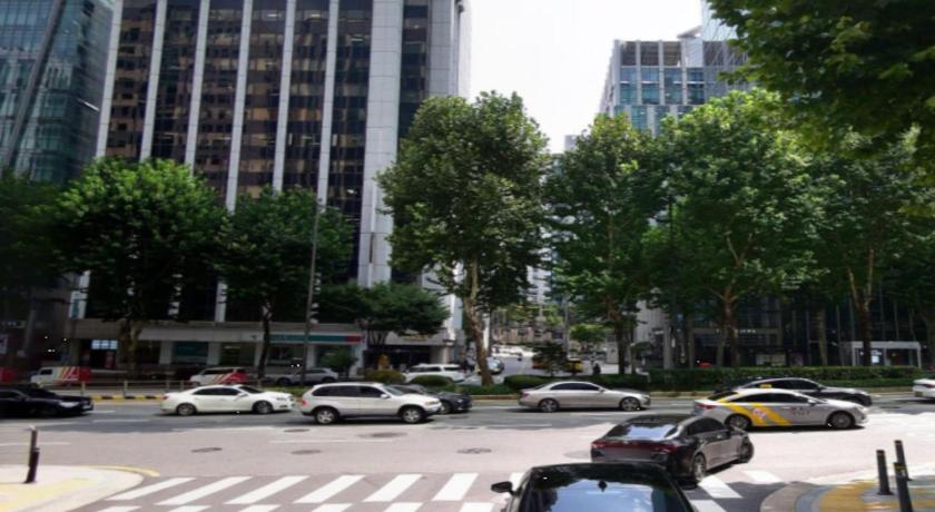 서울 역삼 몰타 2호점 (Yeoksam Malta 2nd branch) 2성급 호텔 외관