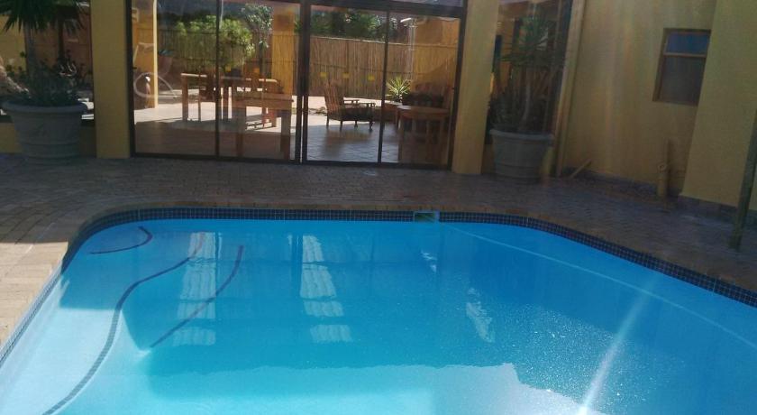 Flintstone Guest House Cape Town photo