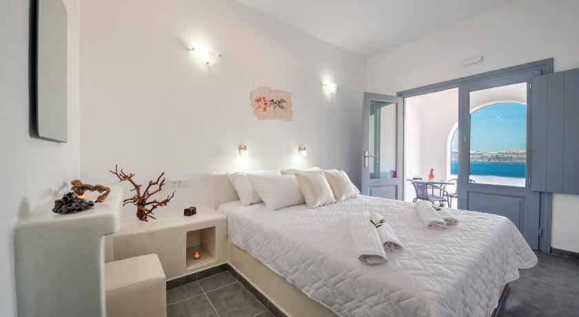 Pancratium Villas & Suites