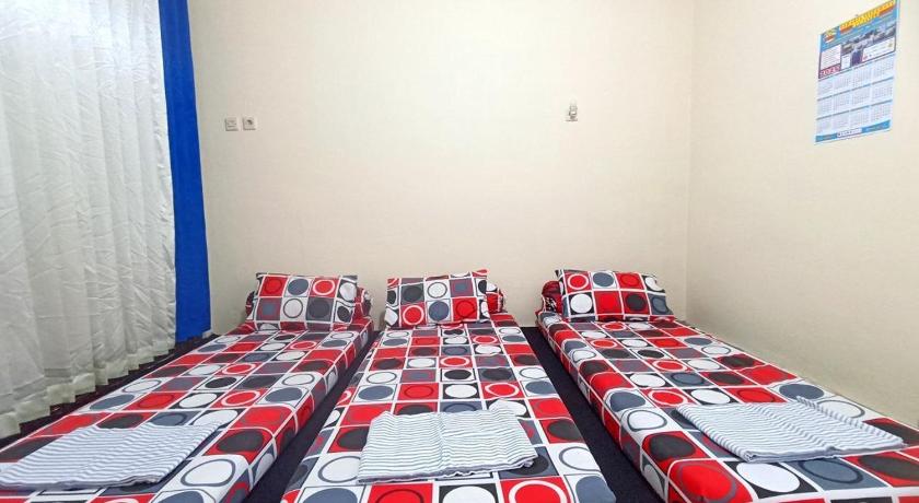 Image of Family Room 2