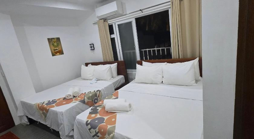 Boracay Sunvilla beachfront hotel 2-Star Hotel lobby