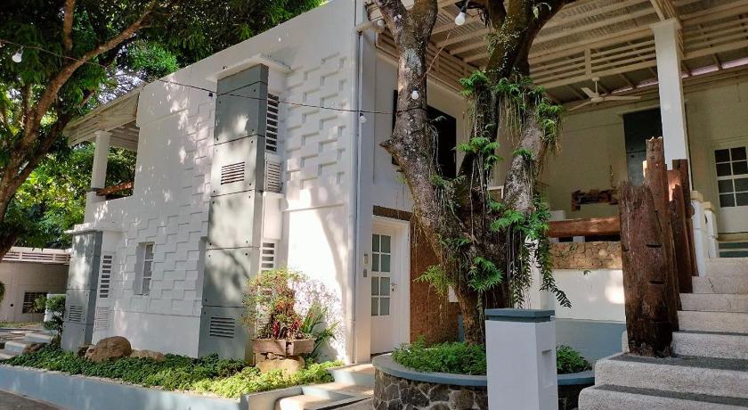 Image of Superior King Room 1