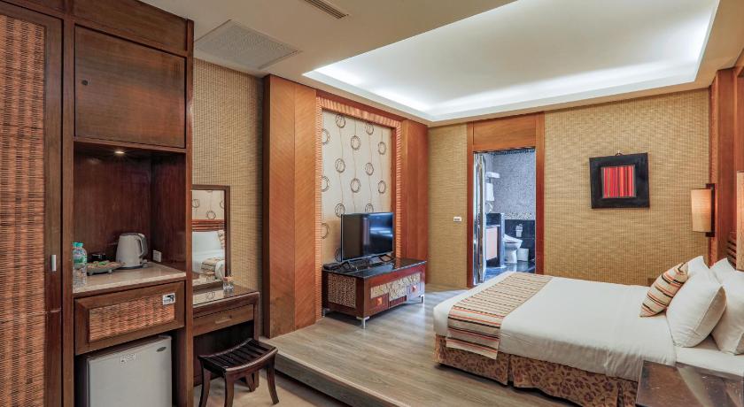 Image of Deluxe Double Suite 1