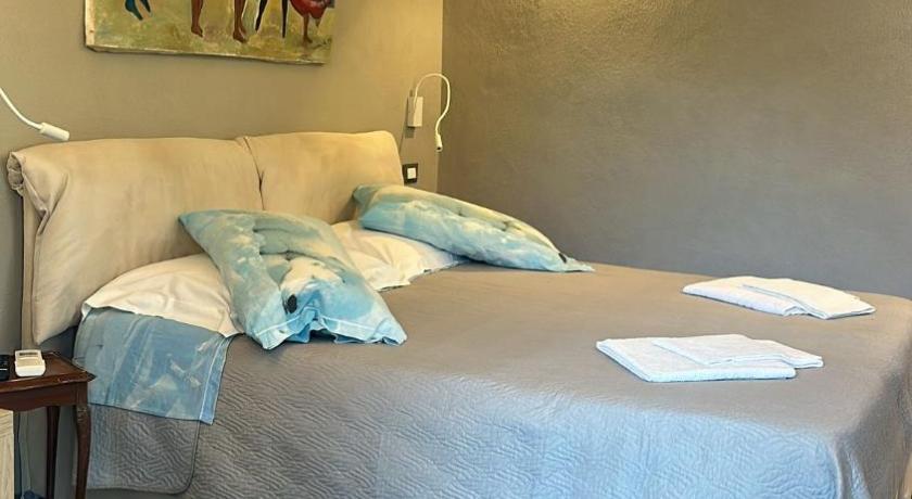 Фото: Двухместный номер с 1 кроватью или 2 отдельными кроватями (Double or Twin Room) 1