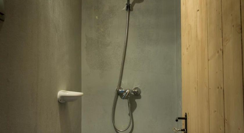 Image of Standard Bungalow 5
