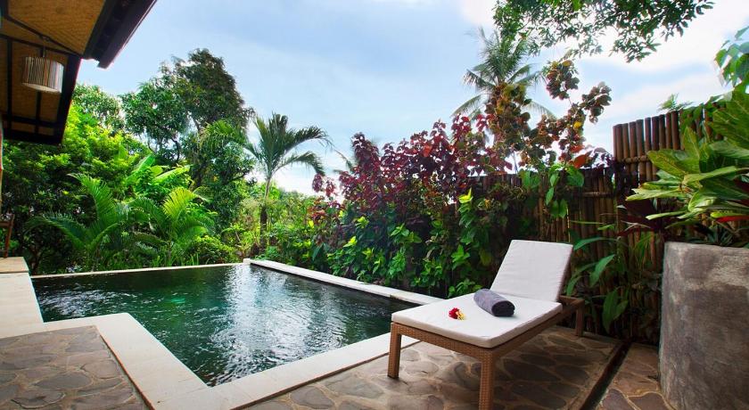 Tampilan Temple Retreat Rumah Cantik