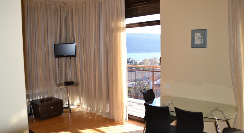 Image of Apartment with Sea View 1