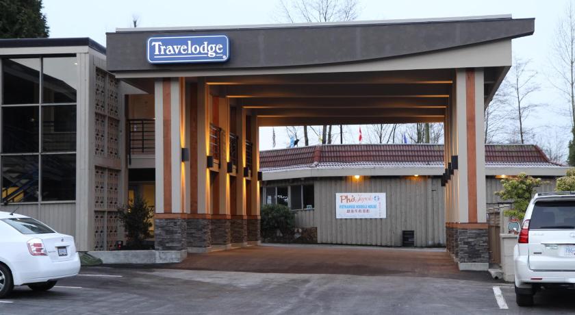 Travelodge by Wyndham Vancouver Lions Gate