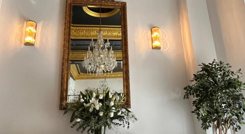 塞维利亚 Adriano Boutique Sevilla 3星级 酒店 泳池