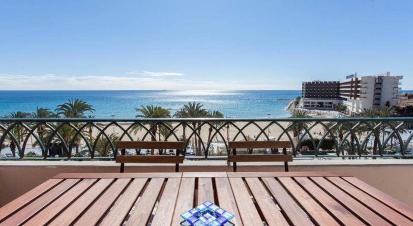 Apartamentos Bahia Alicante photo