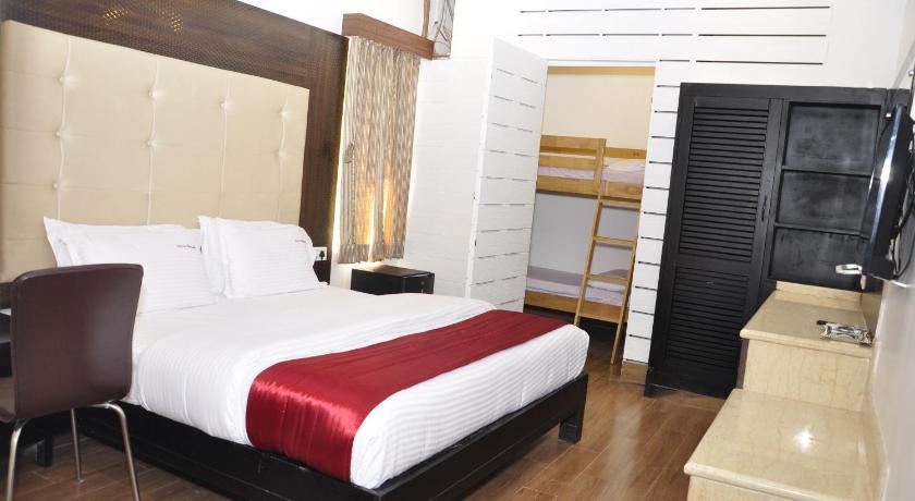 Image of Grand Family Suite 1