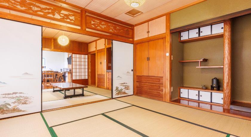 冲绳岛 炭でBBQ可能Grandmas House 山の宿はジャングリアすぐ近く 4星级 单人房 客房