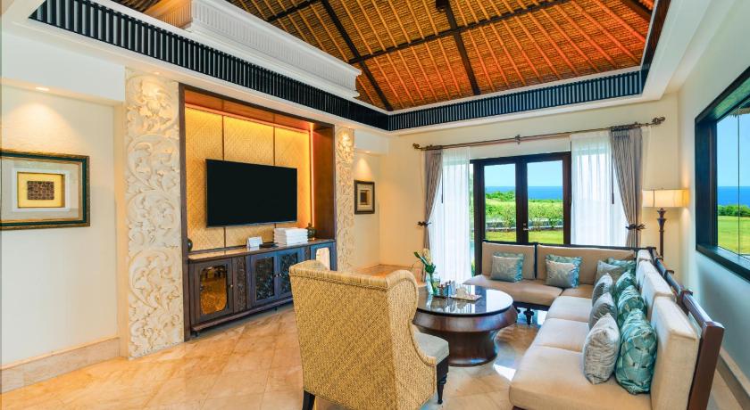 Image of 2BR Ocean Front Villa 3