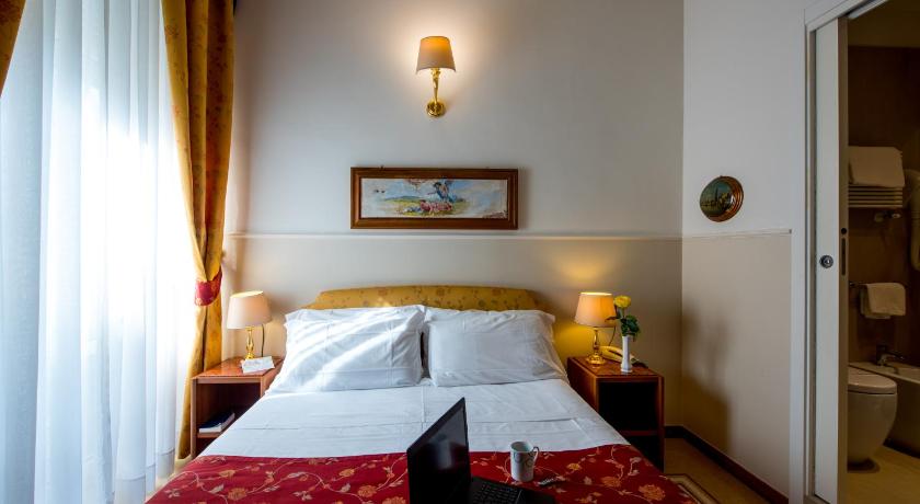 Bild av Dubbelrum/Tvåbäddsrum (Double or Twin Room) 1