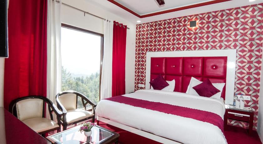 Deluxe Room with Valley View