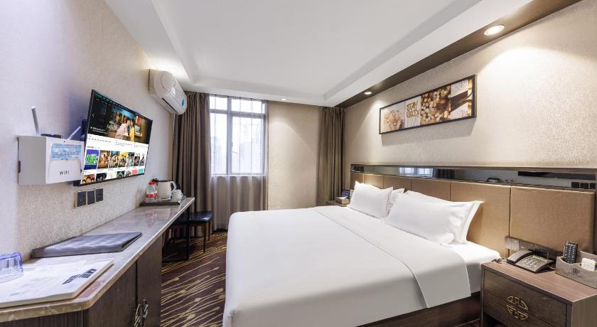 Image of Standard Queen Bed 7