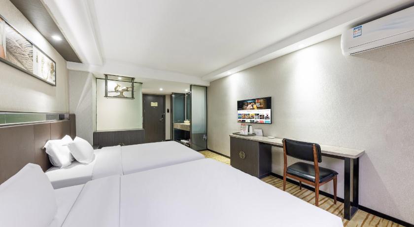 Image of Deluxe Twin Bed 9