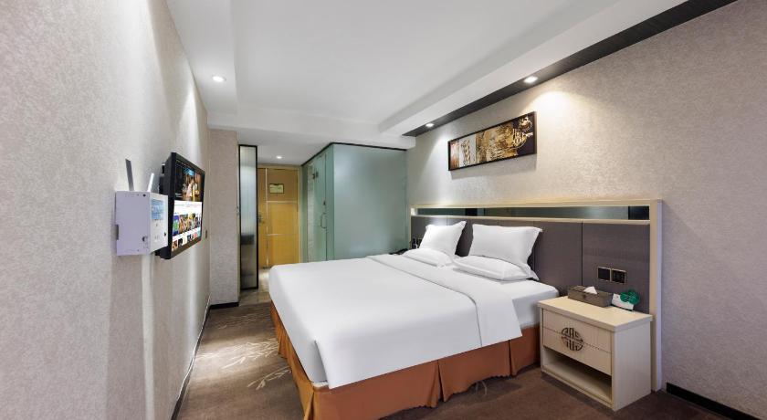 Image of Deluxe - 1 King Bed 6