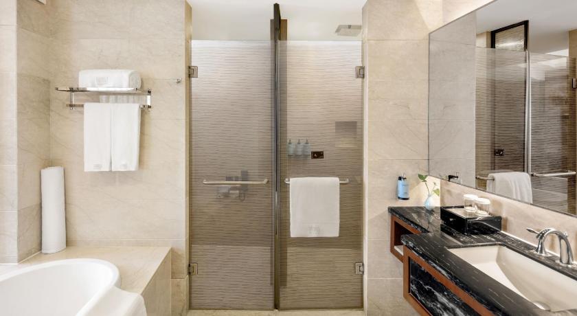 Image of Superior Suite 2