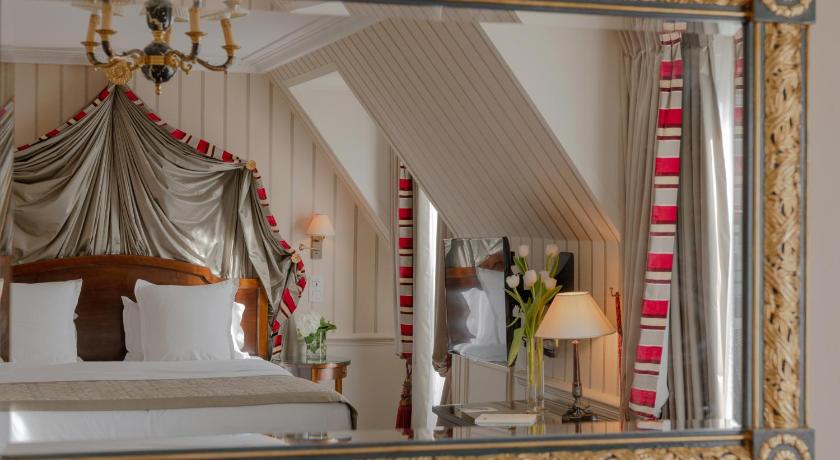 Image of Junior Suite Avenue Tour Eiffel 5