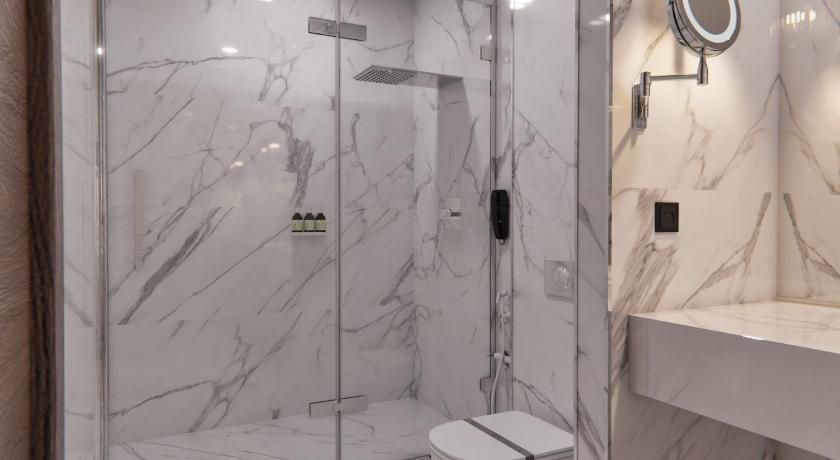Fotografija Hotelski apartma višjega razreda (Executive Suite) 7