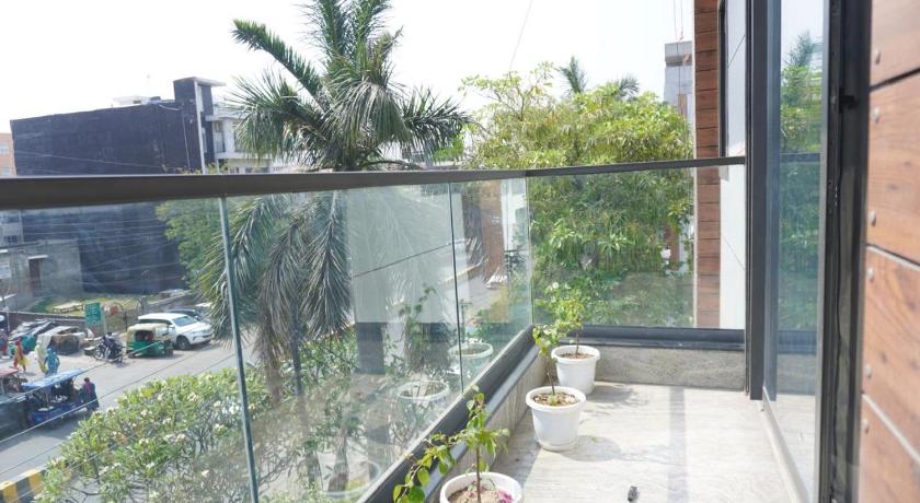 Staybia Hotel Noida Sector 27 & Service Apartment - image 8