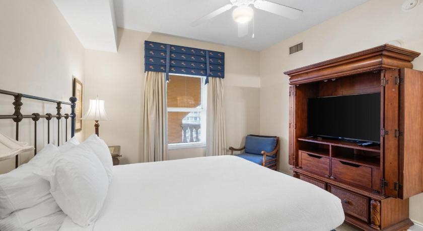 Image of Three-Bedroom Apartment with Sea View - 1108W 5