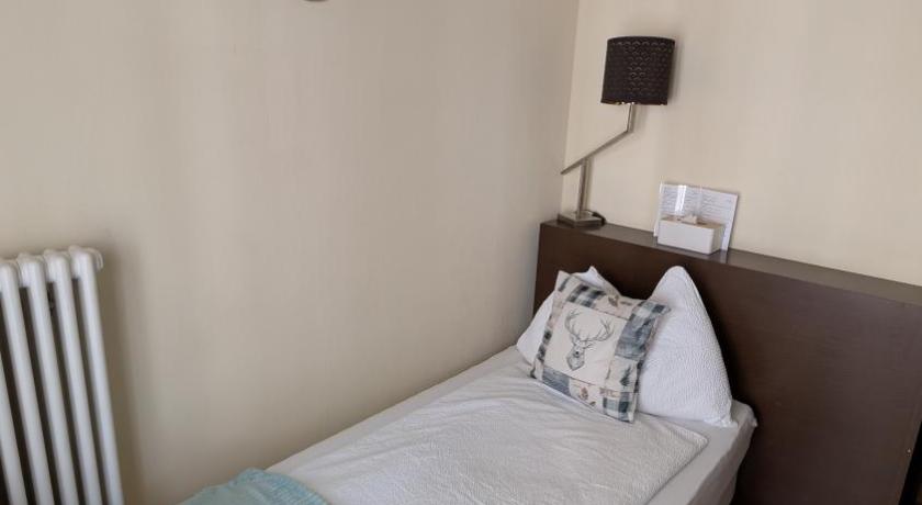 Image of Single Room 1