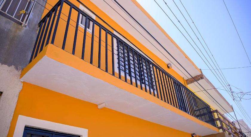 A 90m de Feria, Centrico y Acogedor - Departamento A220-2