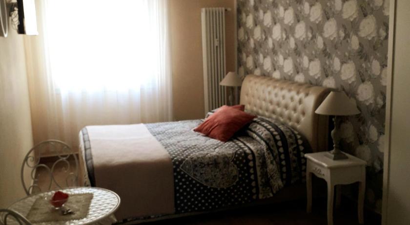 Image of Double Room 2