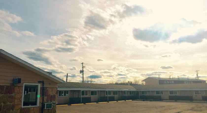 Hillcrest Motel