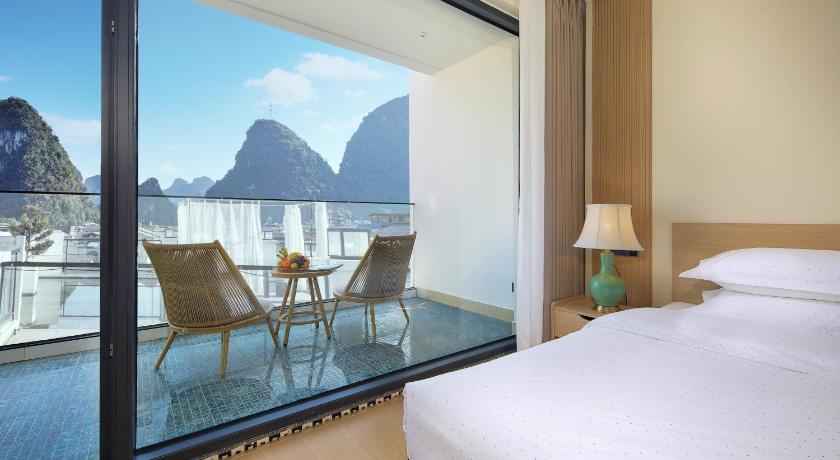 陽朔 Yangshuo QingQing Riverside Inn 3つ星 ゲストハウス プール