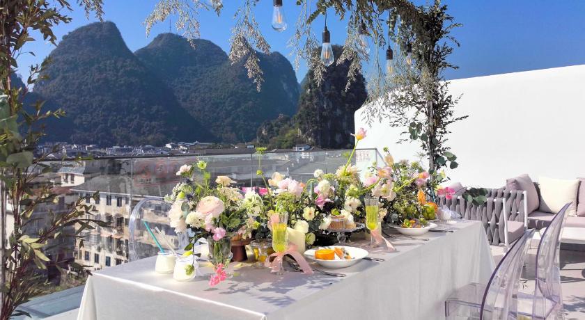 陽朔 Yangshuo QingQing Riverside Inn 3つ星 ゲストハウス 外観