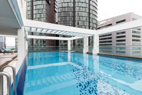 Parkview Serviced Apartment - image 12