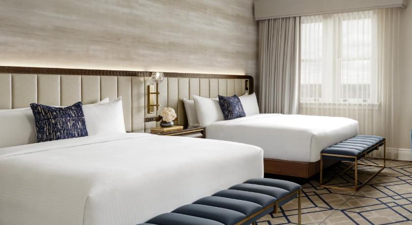 รูปของDeluxe 2 Queens, City View, Shower With Bathtub 3