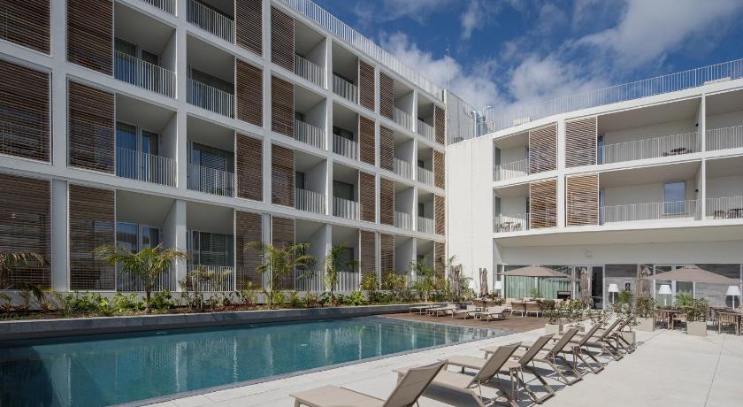 ポンタ・デルガダ Mercure Ponta Delgada Azores 3つ星 ホテル 眺望