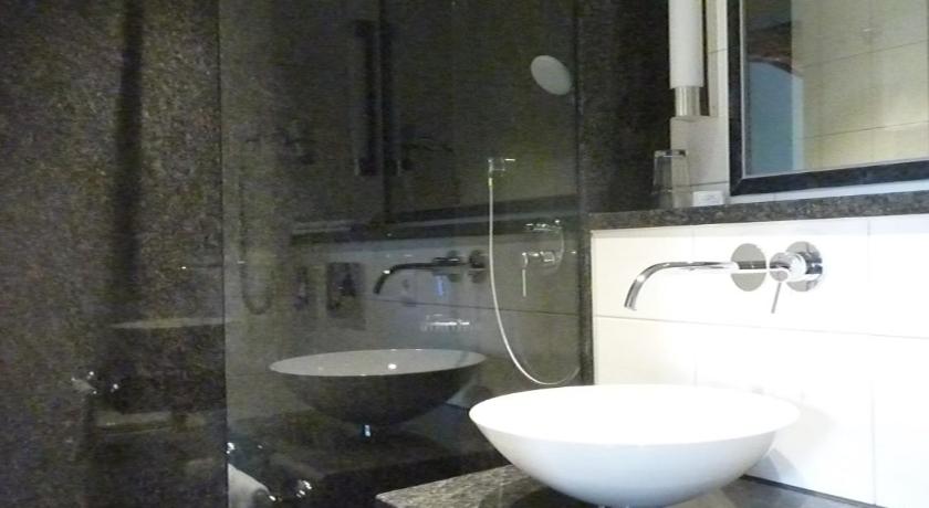 Historisches Genusshotel Lowen photo