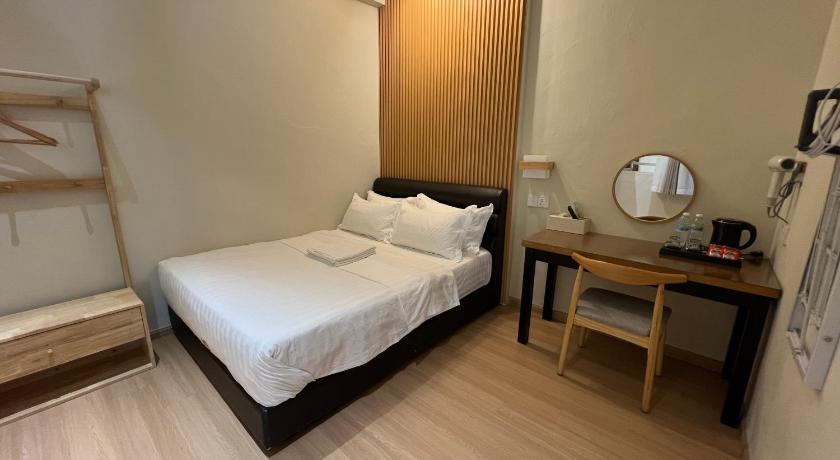 7 minutes driving to TC Beach @ 123 Guest House - image 2