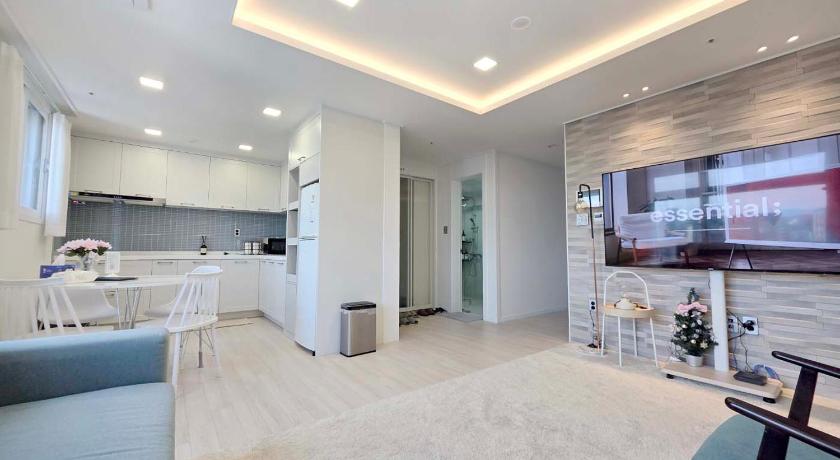 首尔 TheZoneStay NewBuilding 3Rooms 2bathroom Outer-Patios 4星级 单人房 大堂