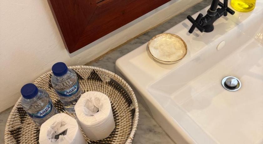 발리 Uluwatu Stay's Deluxe Suite #9 호텔 객실