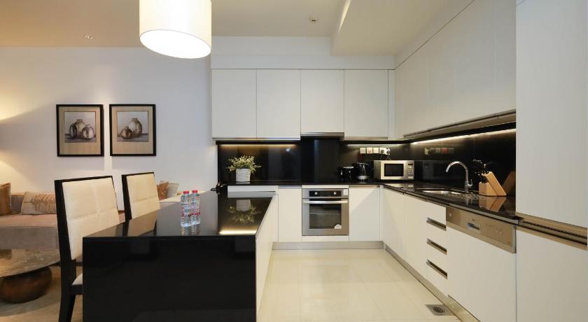 Image of Deluxe One-Bedroom Apartment with Harbor View 10