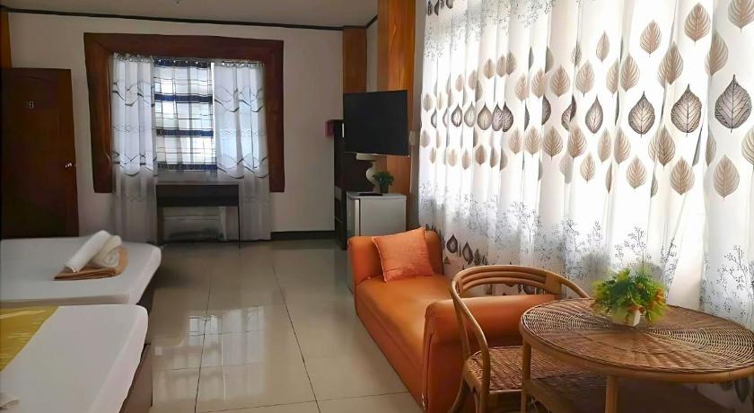 Curv Hotels minutes to Airport- Malls - image 25