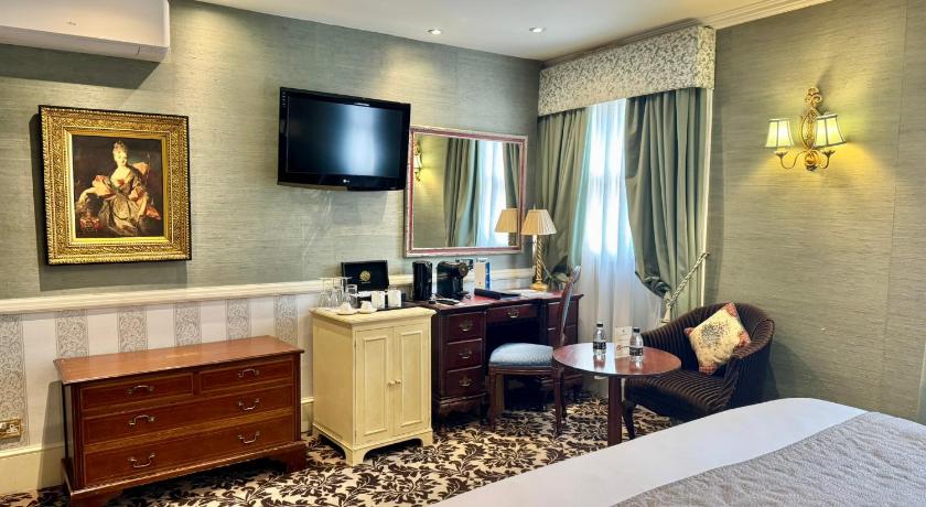 Image of Deluxe Double Room 8