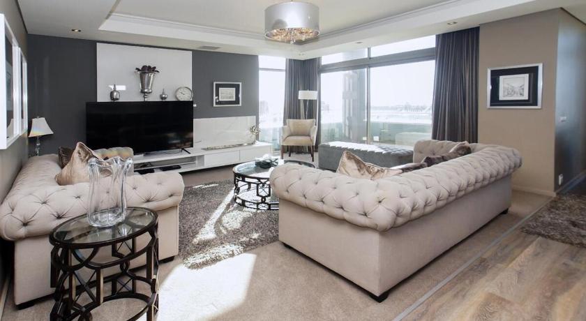 Image of Three-Bedroom Apartment 0