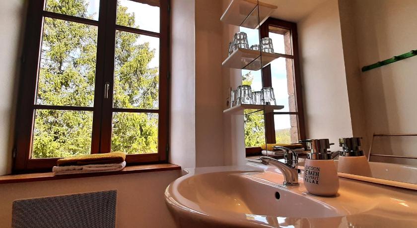 ラシェーズデュー Le Clos de l'Atre 3つ星 ホテル レストラン