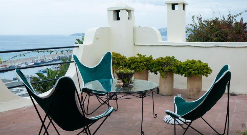 Image of Studio with Sea View 9
