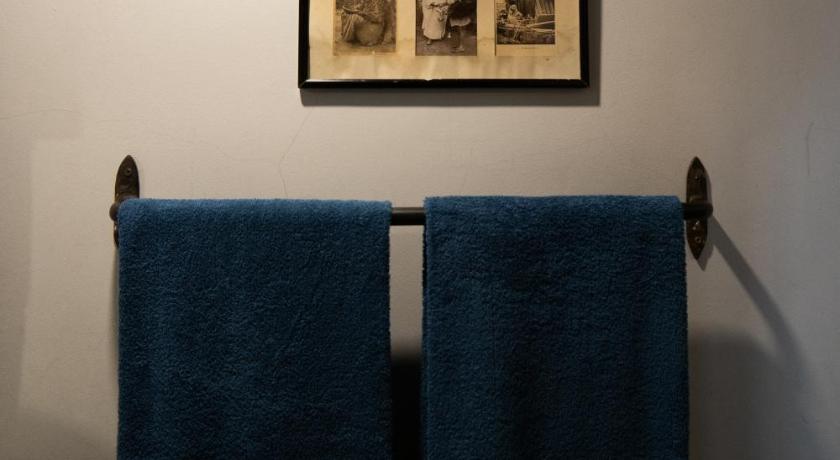 Image of Economy Twin Room 8