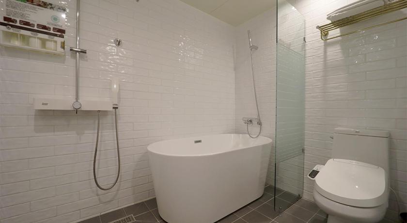 Image of Suite 2