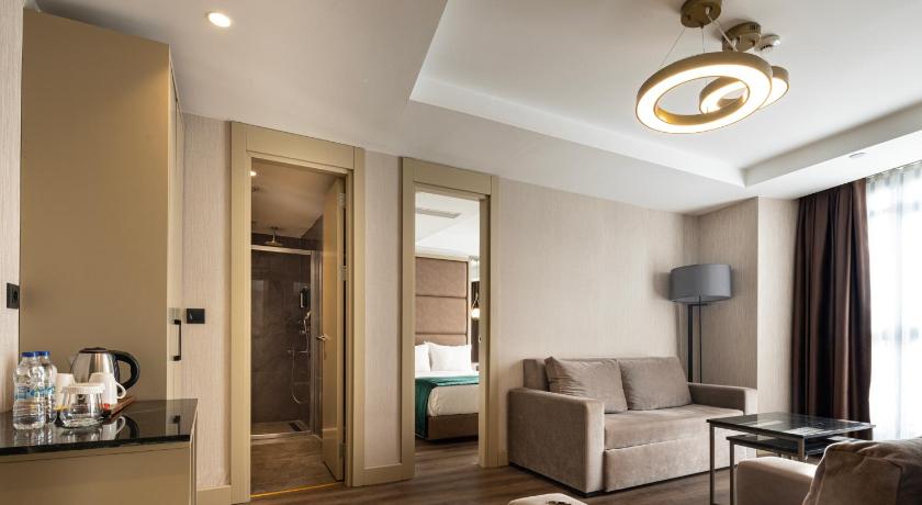 THE NEST HOTEL - image 2