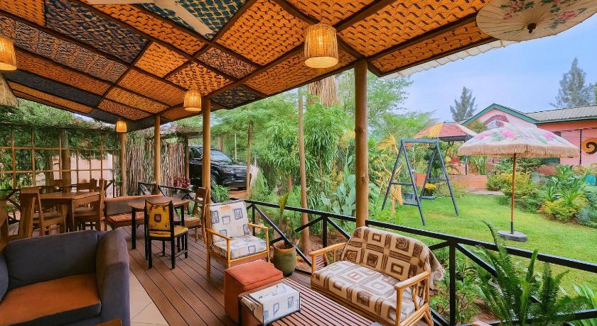 キガリ Yambi Guest House 3つ星 ホテル ロビー